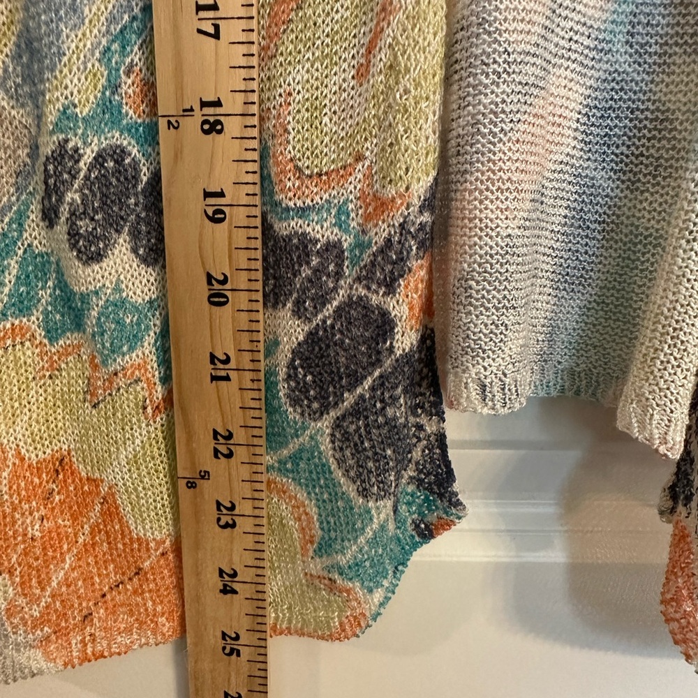 Butterfly Wing Pattern Knit Cardigan - Picture 4 of 5